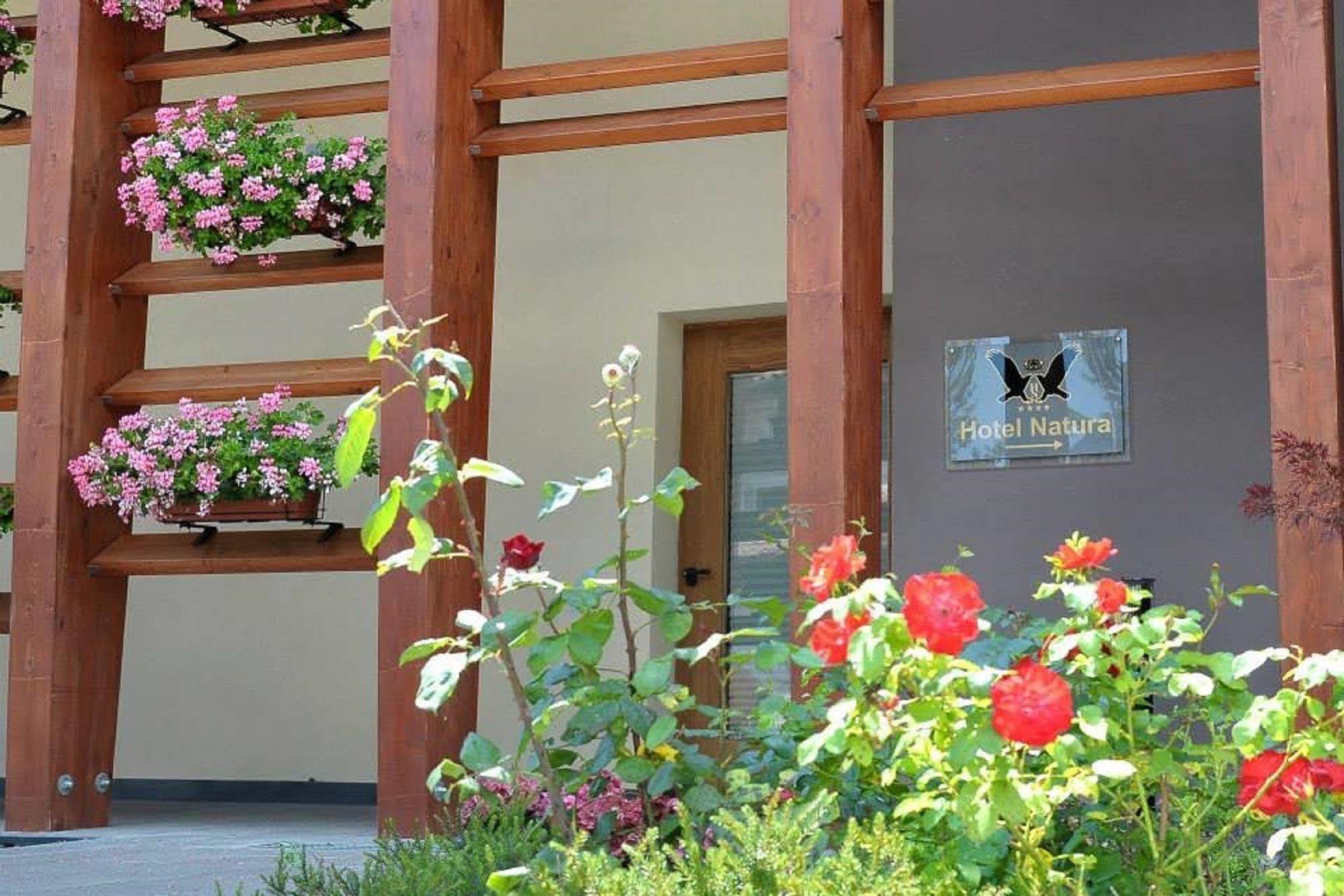 Hotel Natura Кастел ди Сангро Екстериор снимка