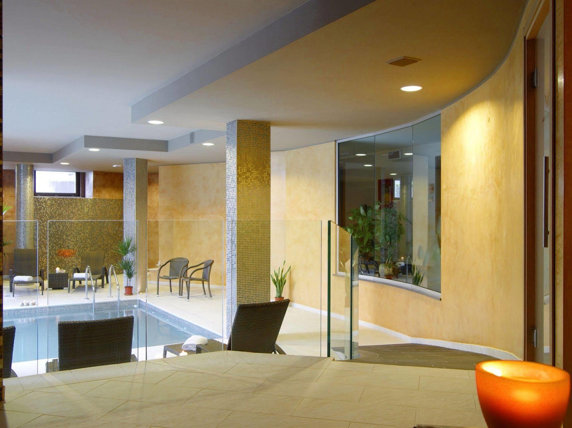 Hotel Natura Кастел ди Сангро Екстериор снимка