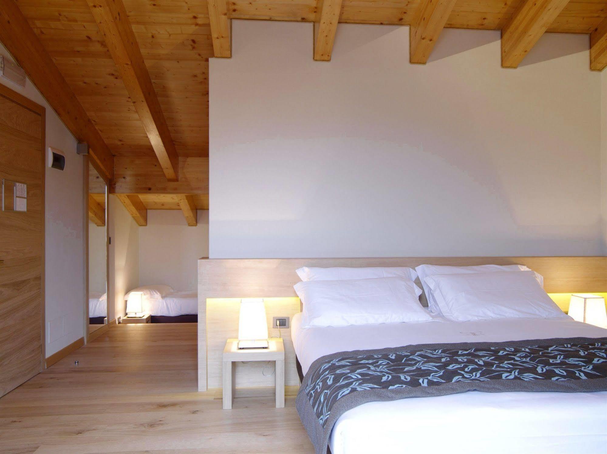 Hotel Natura Кастел ди Сангро Екстериор снимка